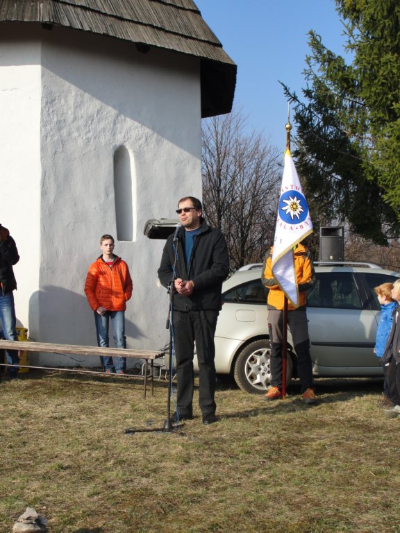 odkritjealjaevegastolpia82.jpg