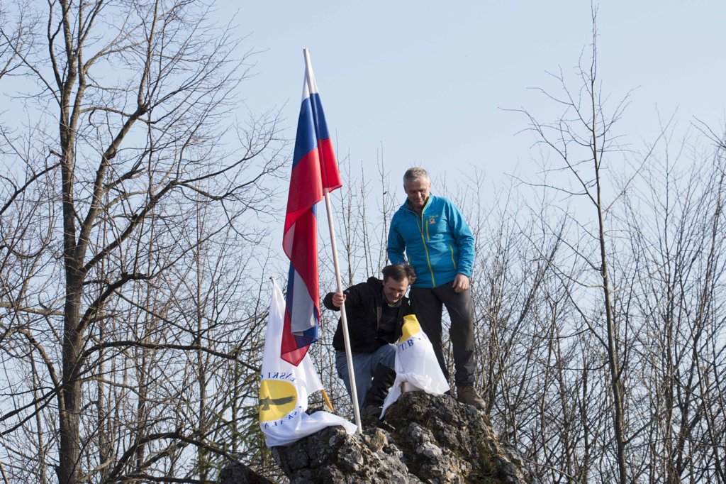 aljaevstolpi25.jpg