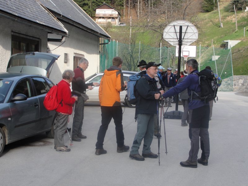 dava1.jpg