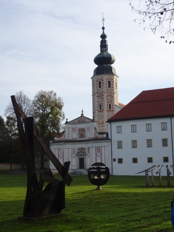 jakobovaii26.jpg