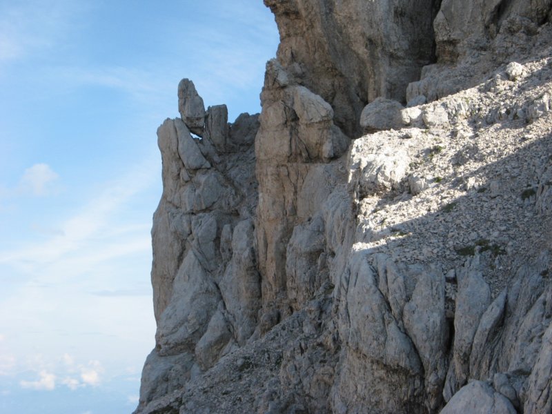 krlat201124.jpg