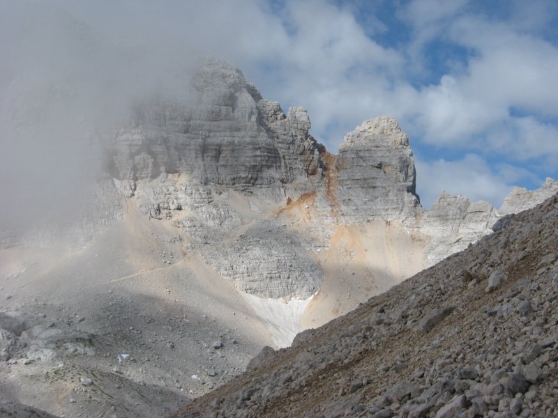 krlat201142.jpg