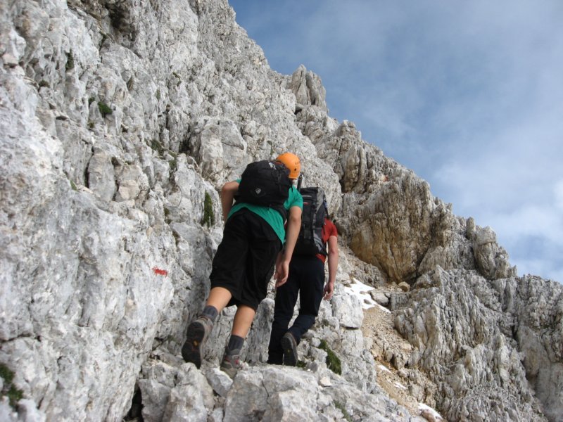 krlat201144.jpg